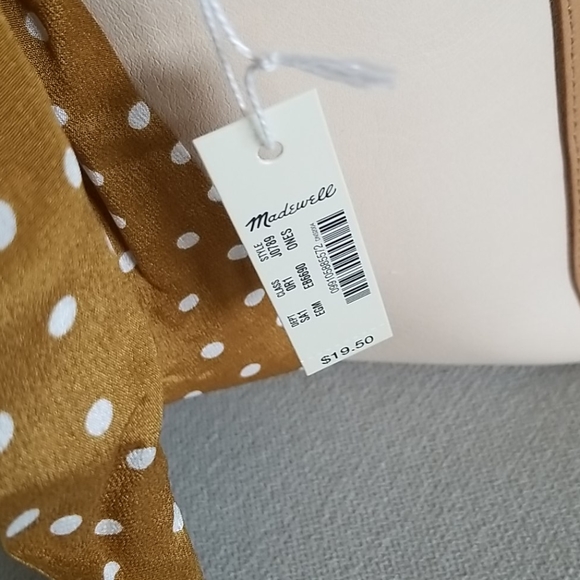 Madewell Silk Skinny Bandana in Egyptian Gold - Picture 4 of 5